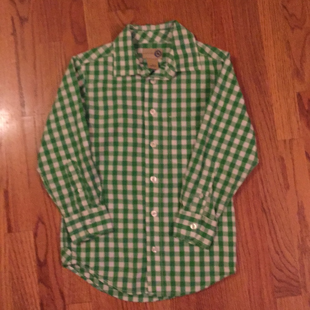 Long sleeve button up shirt
